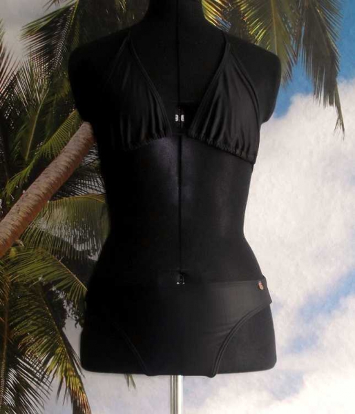 Yannick Bikini * Triangel-Oberteil (Gr. 38) + simpler Bikini-Slip (Gr. 36) * schwarz