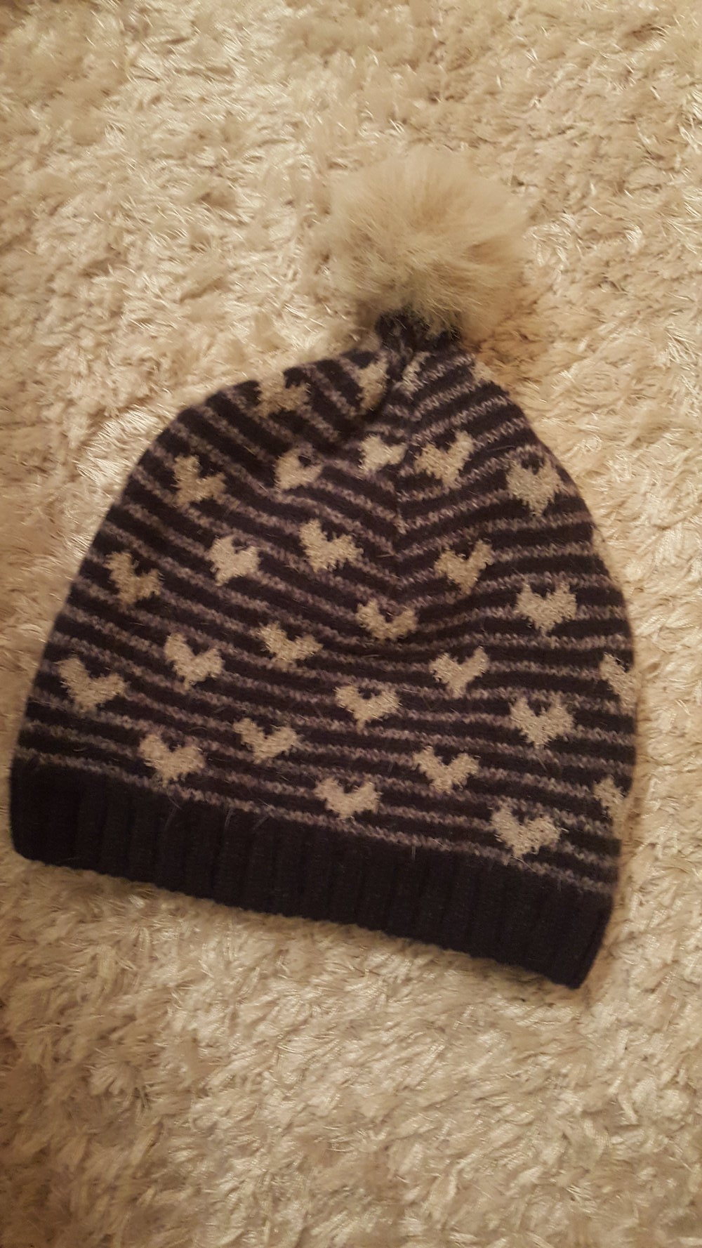 Süße Accessorize Bommelmütze