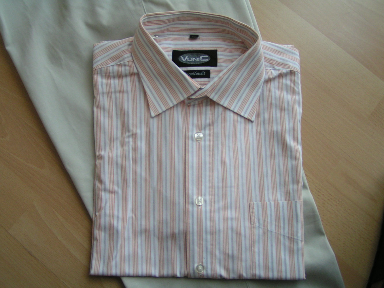 Vunic sehr schönes feines Herren Sommer Hemd 1/2 Arm Gr. XL neuwertig