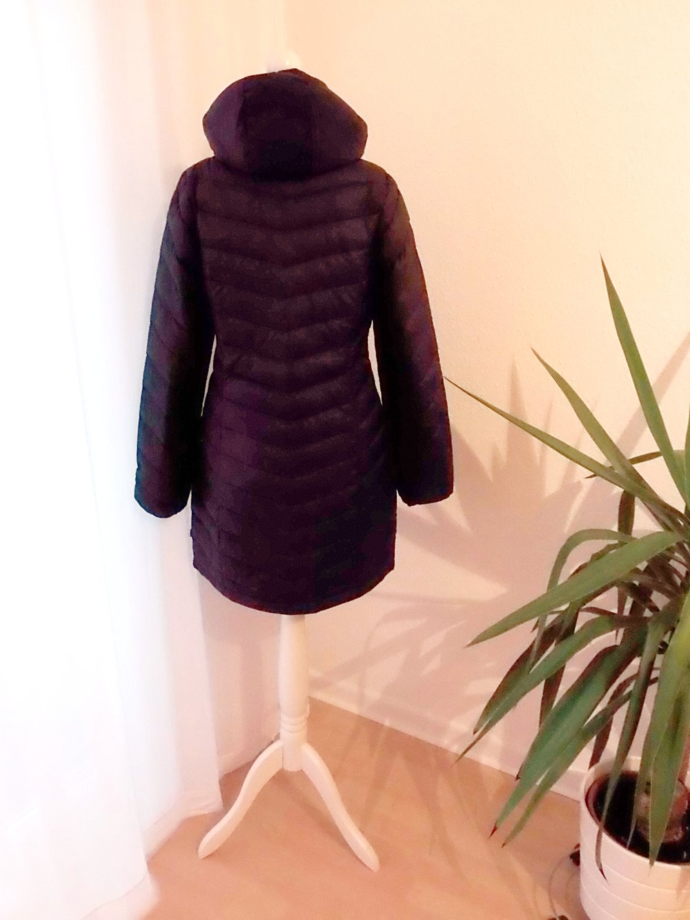 *~MERU (GLOBETROTTER) DAUNENMANTEL~*