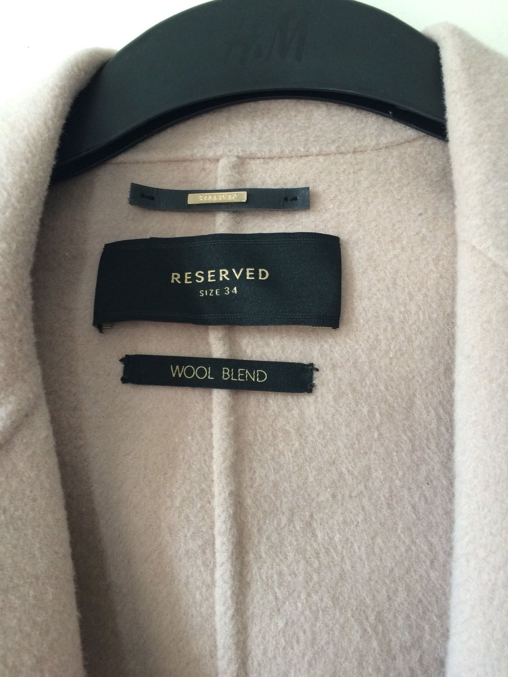 Wollmantel aus aktueller Kollektion \\\\\\\'reserved\\\\\\\' Store