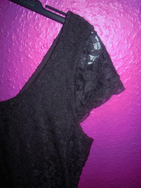 kurzes Spitzenkleid / H&M