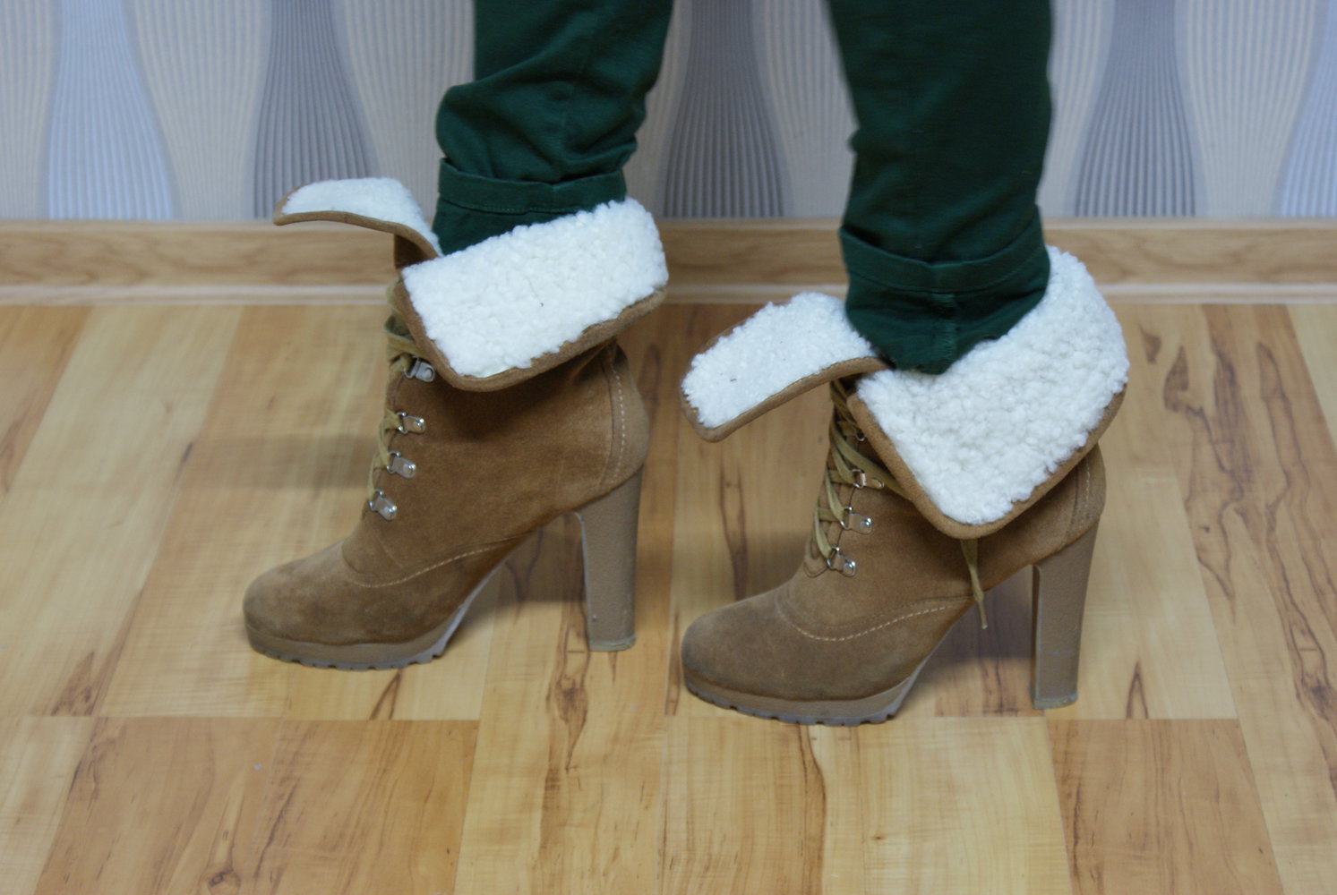 Bequeme Wildlederschuhe