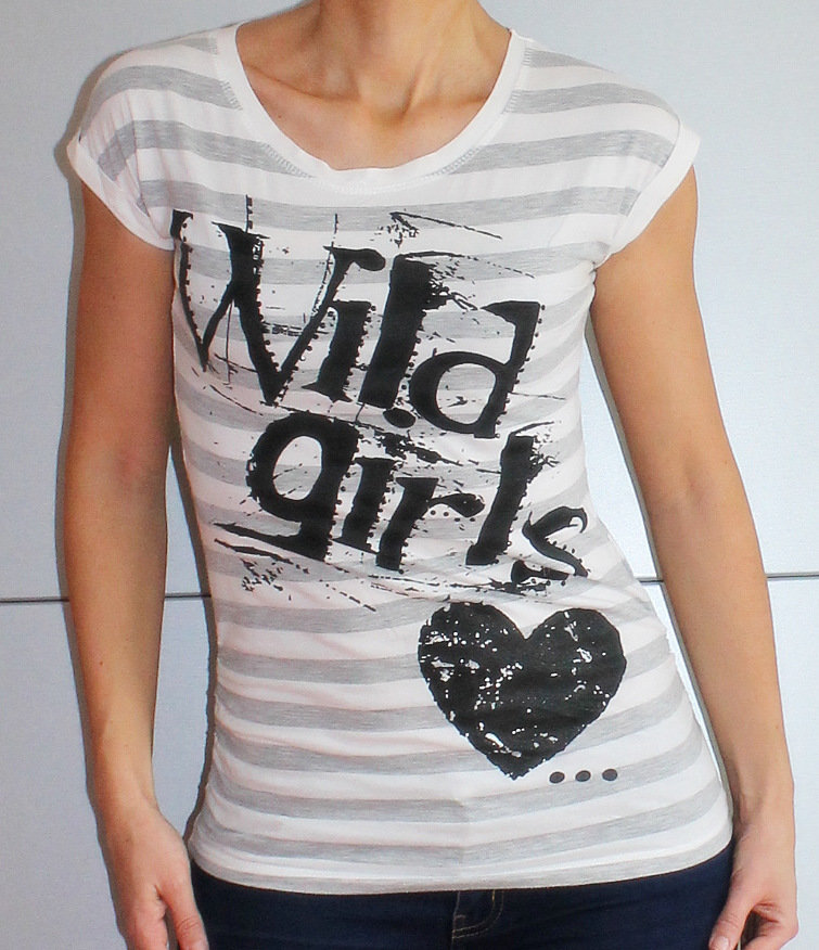 schönes Oberteil / Top / T-shirt gestreift mit Aufdruck