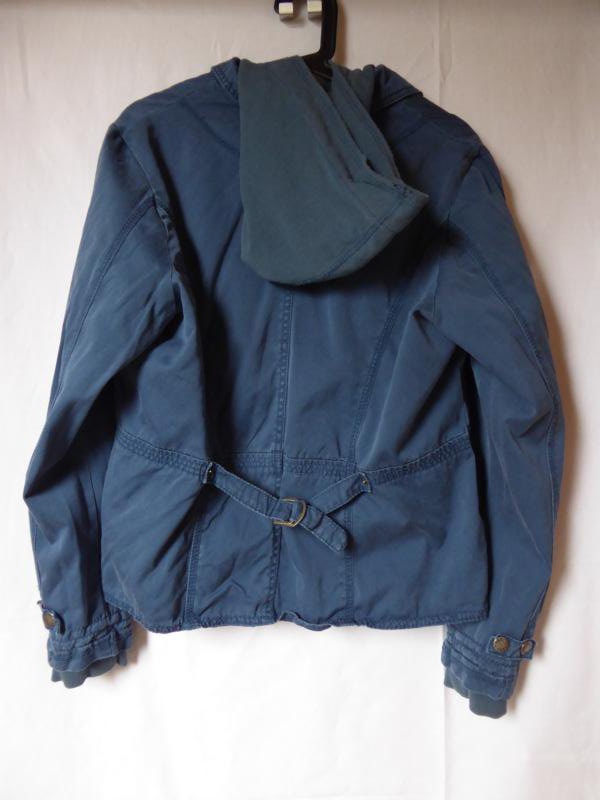 Blaue Jacke mit Sweat-Kapuze von C&A