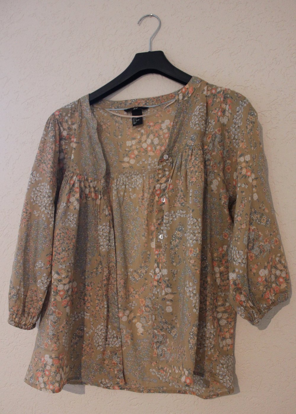 geblümte Bluse