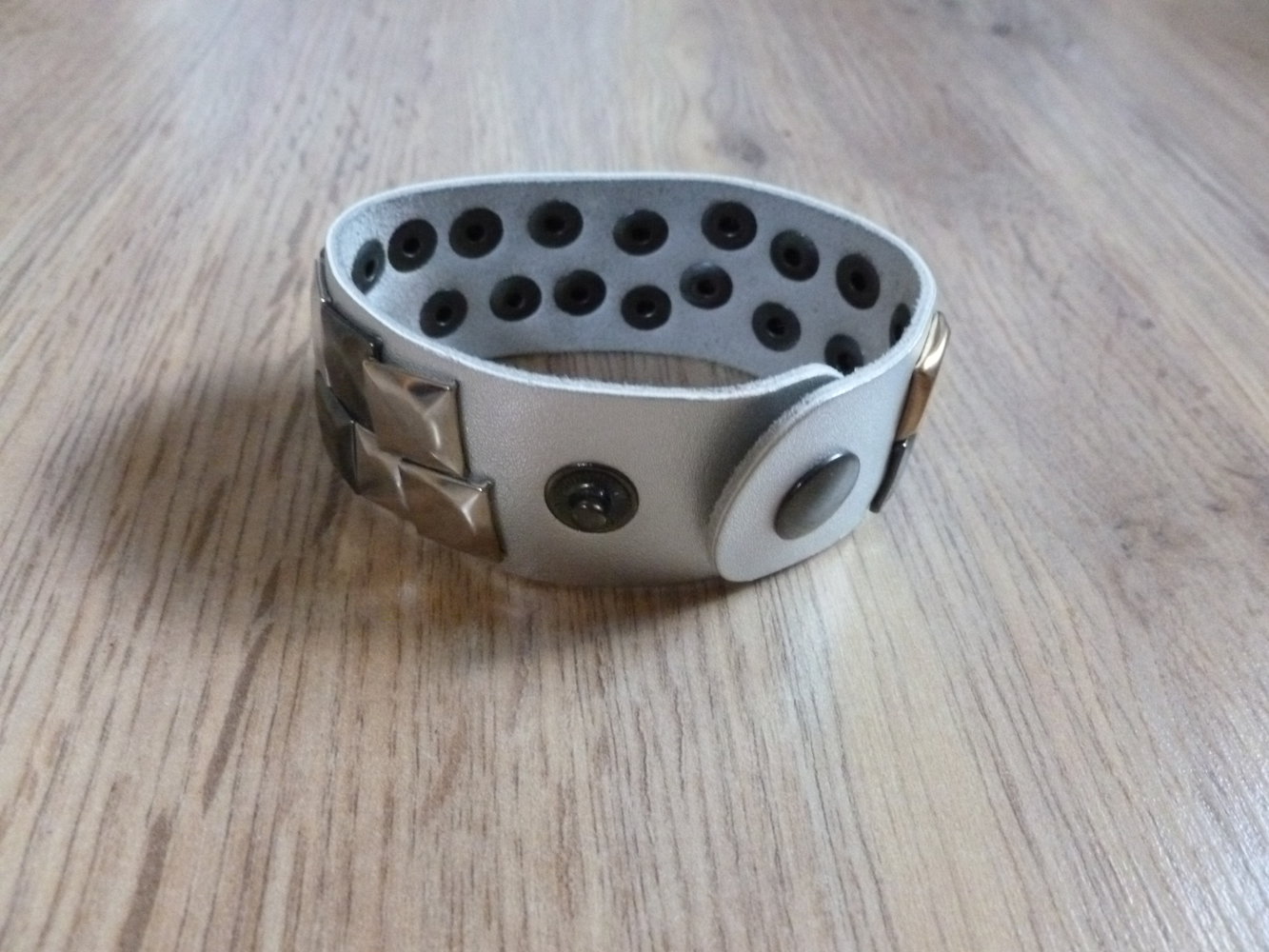 Armband Leder Nieten grau silber bronze