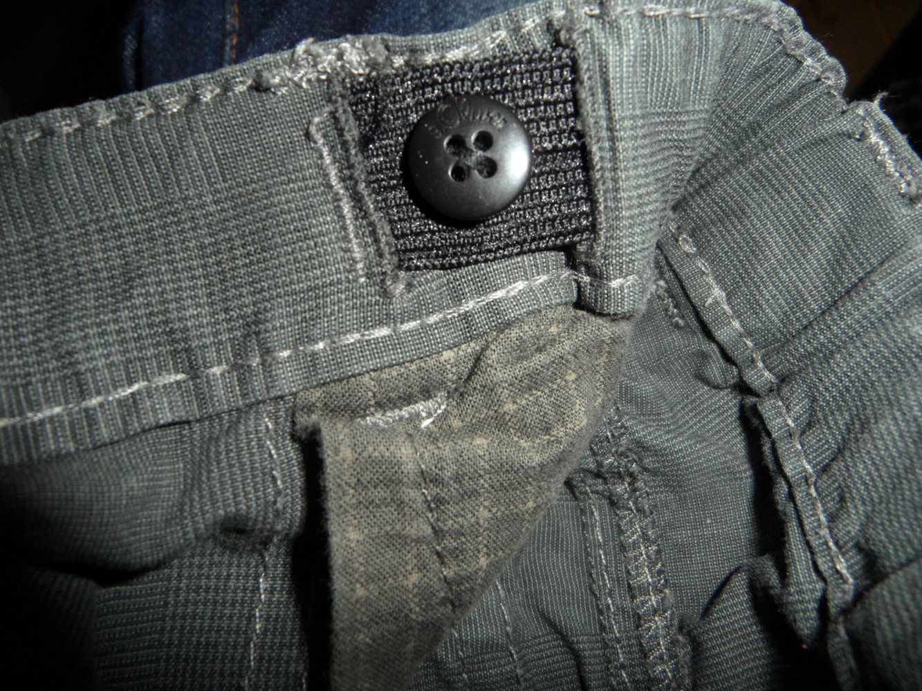 s.Oliver dünne Cargohose Gr. 80 dezent kariert