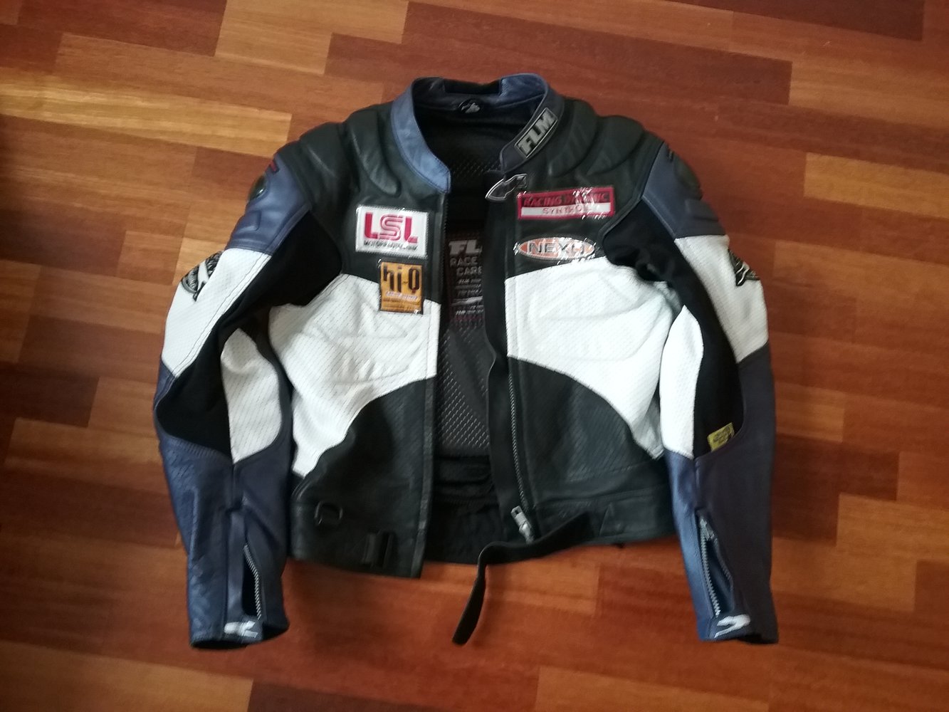 FLM Motorradjacke Leder (aus FLM Rennkombi), Größe 52, wie neu (1Kratzer)