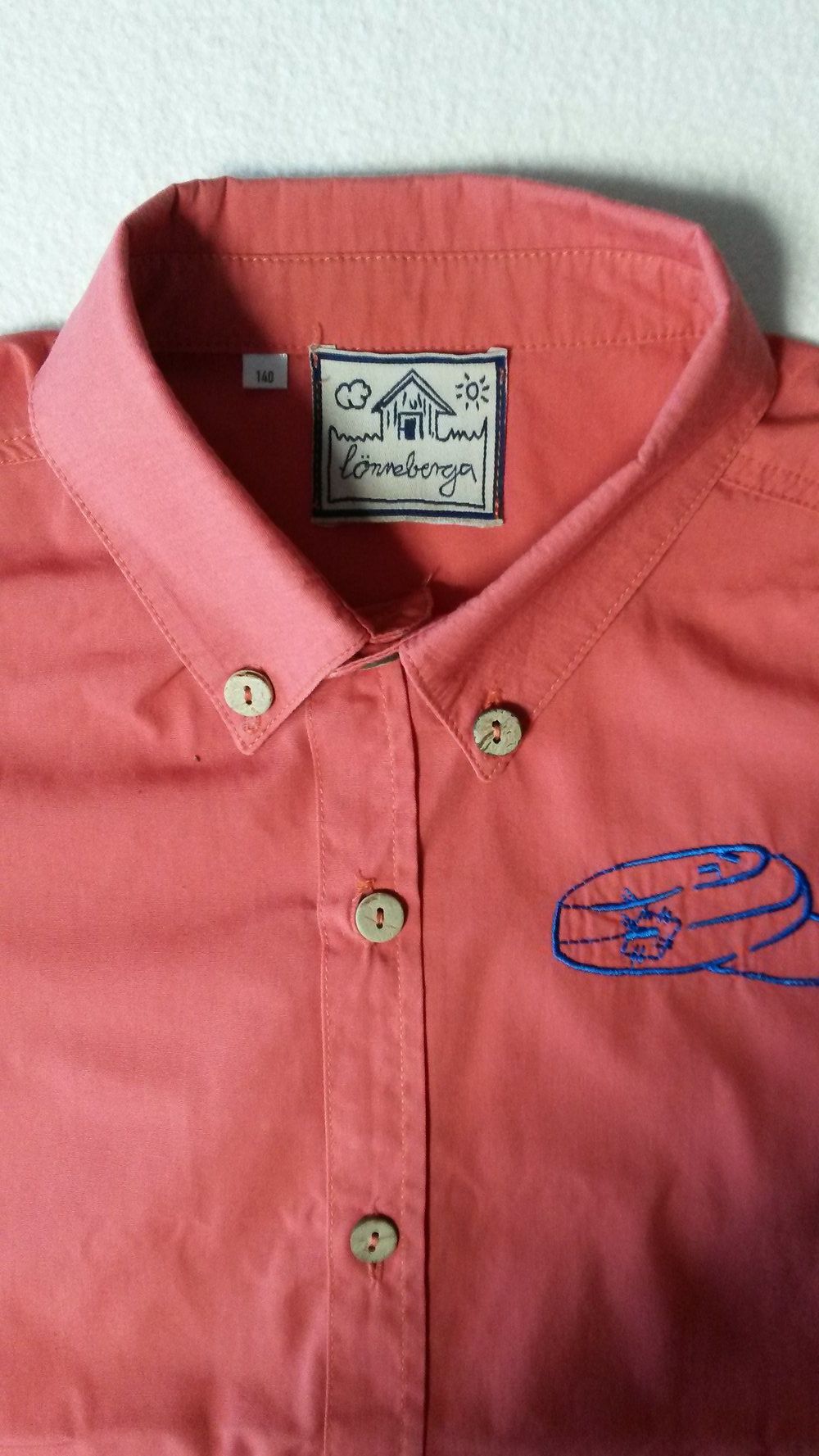 13. Hemd von Lönneberga, Gr. 140
