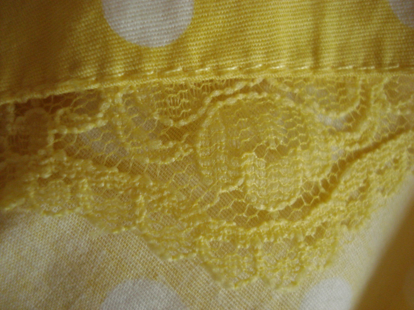 gelbes Kleid von Amisu (New Yorker)