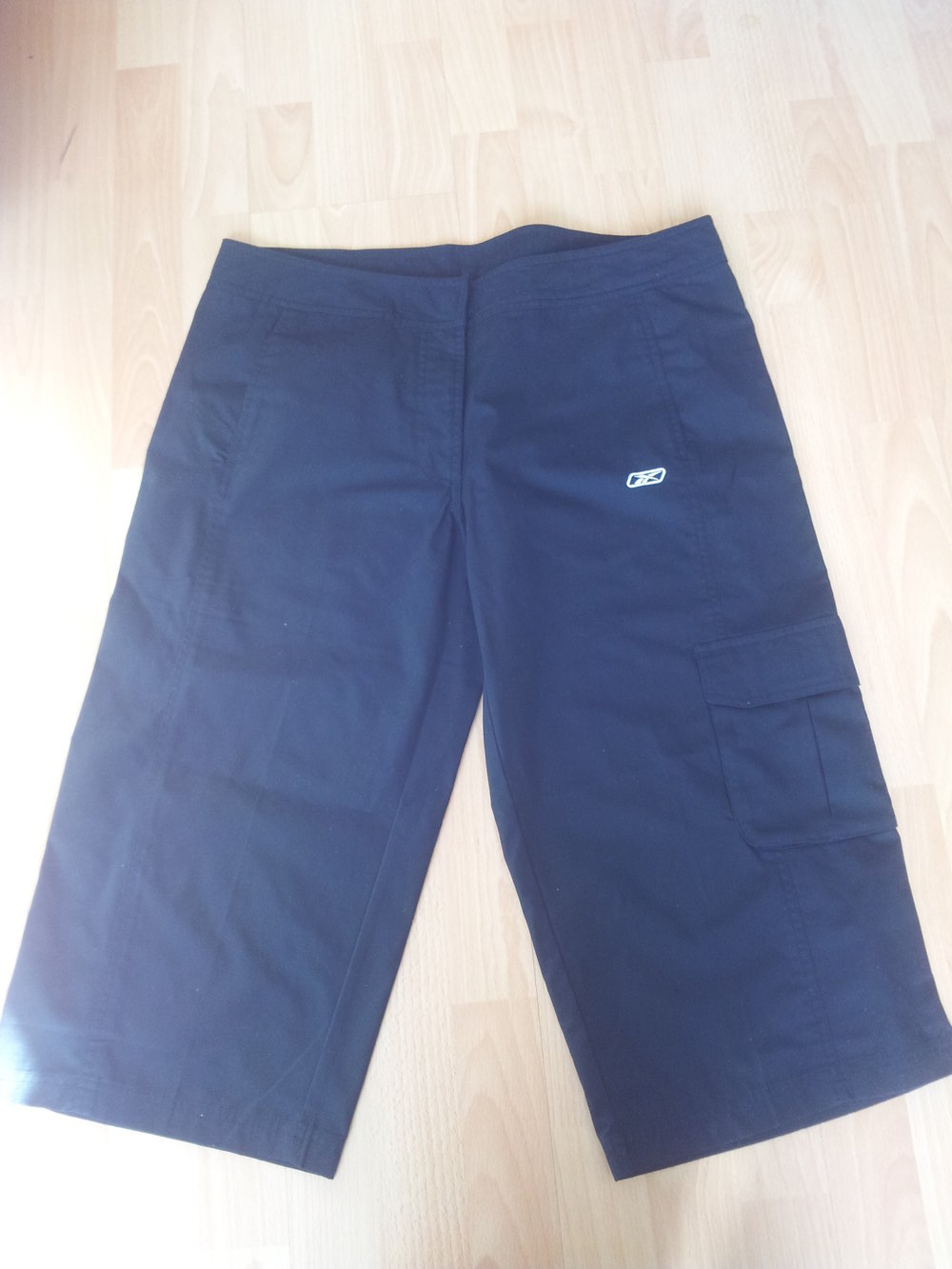  Hose Capri Shorts Bermuda Reebok schwarz Gr. 42 