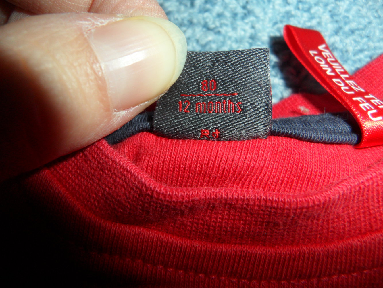 Esprit tolles Langarmshirt mit Nilpferd in der Badewanne