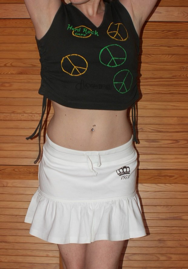 Kurzes Crop Top, Gr. S, Peace Zeichen