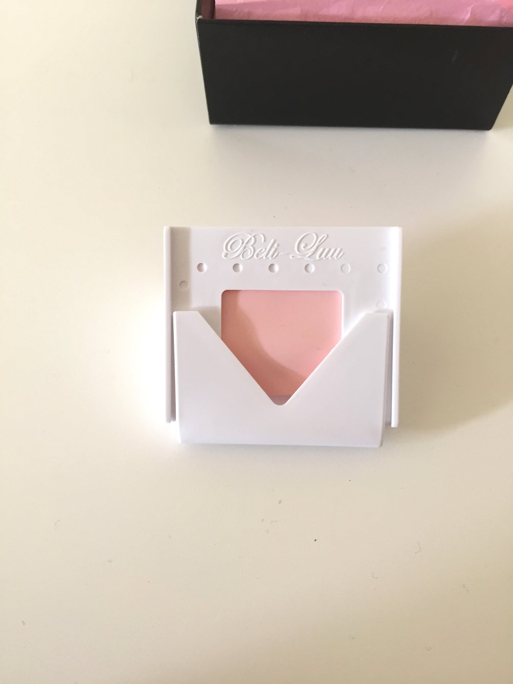 Beli-Luu Lackierhilfe French Maniküre