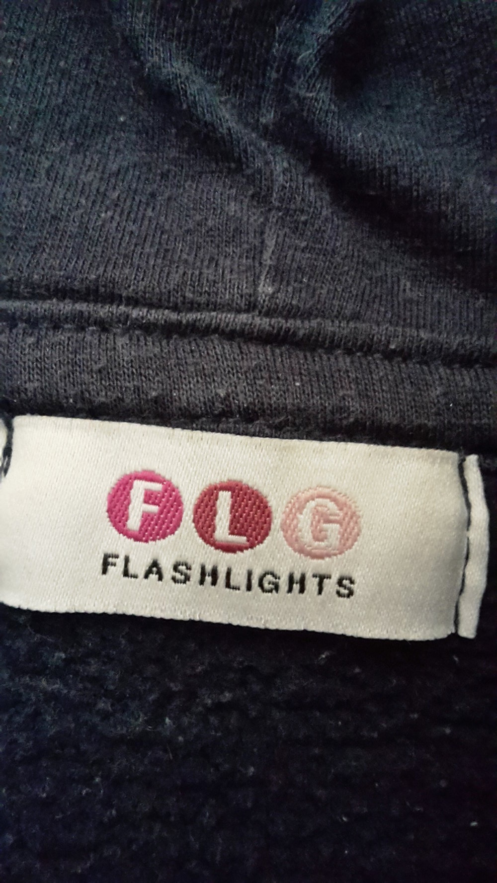 Dunkelblaues Sweatshirt mit Druck