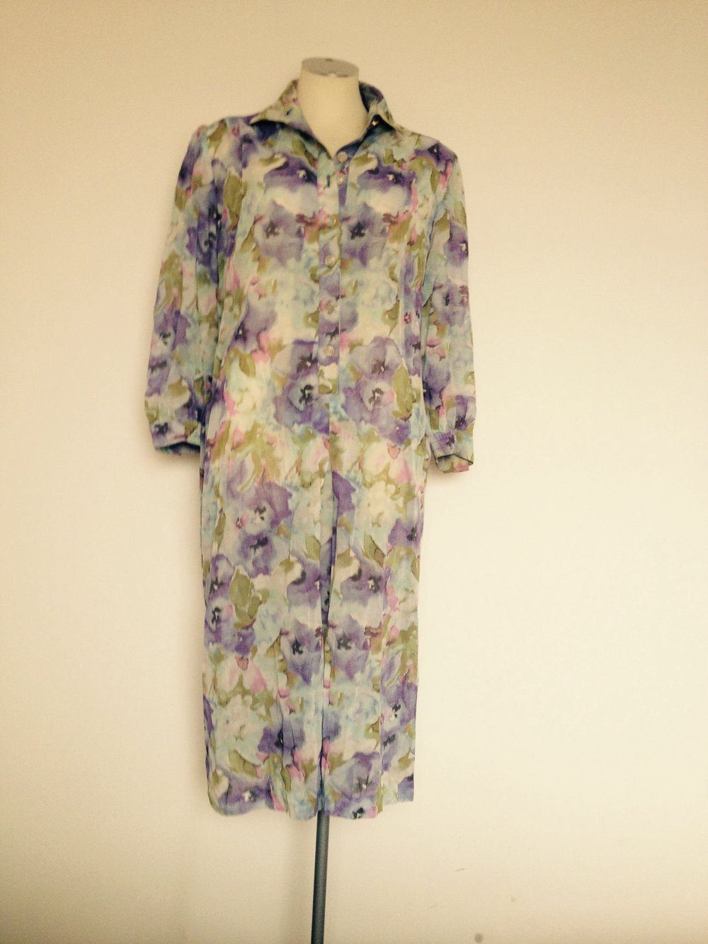 Lady Blümchen Flower-Power Kleid