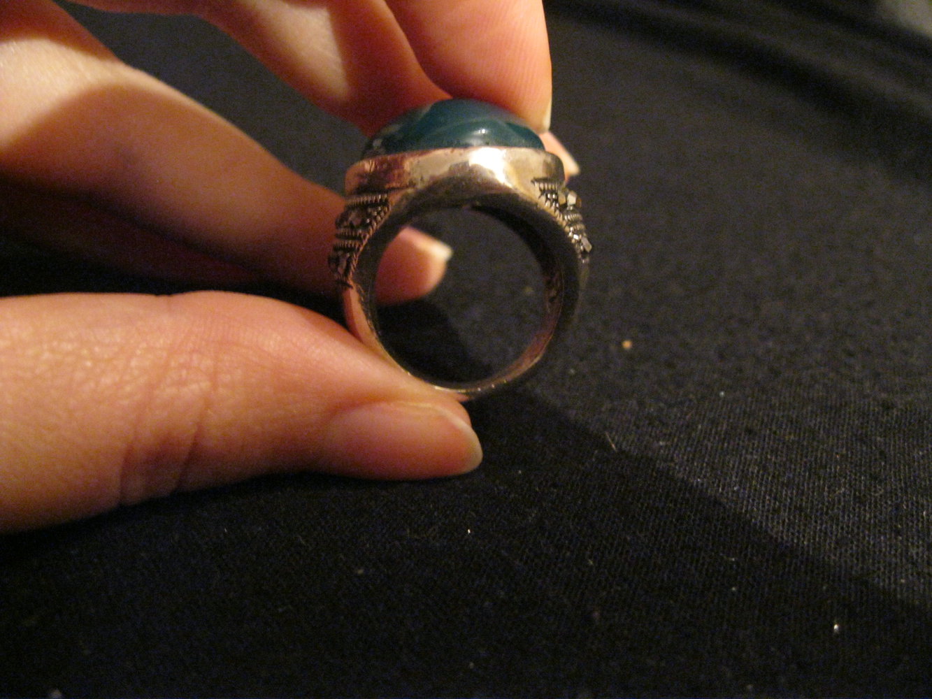 Statement Ring mit großem Grünen Stein