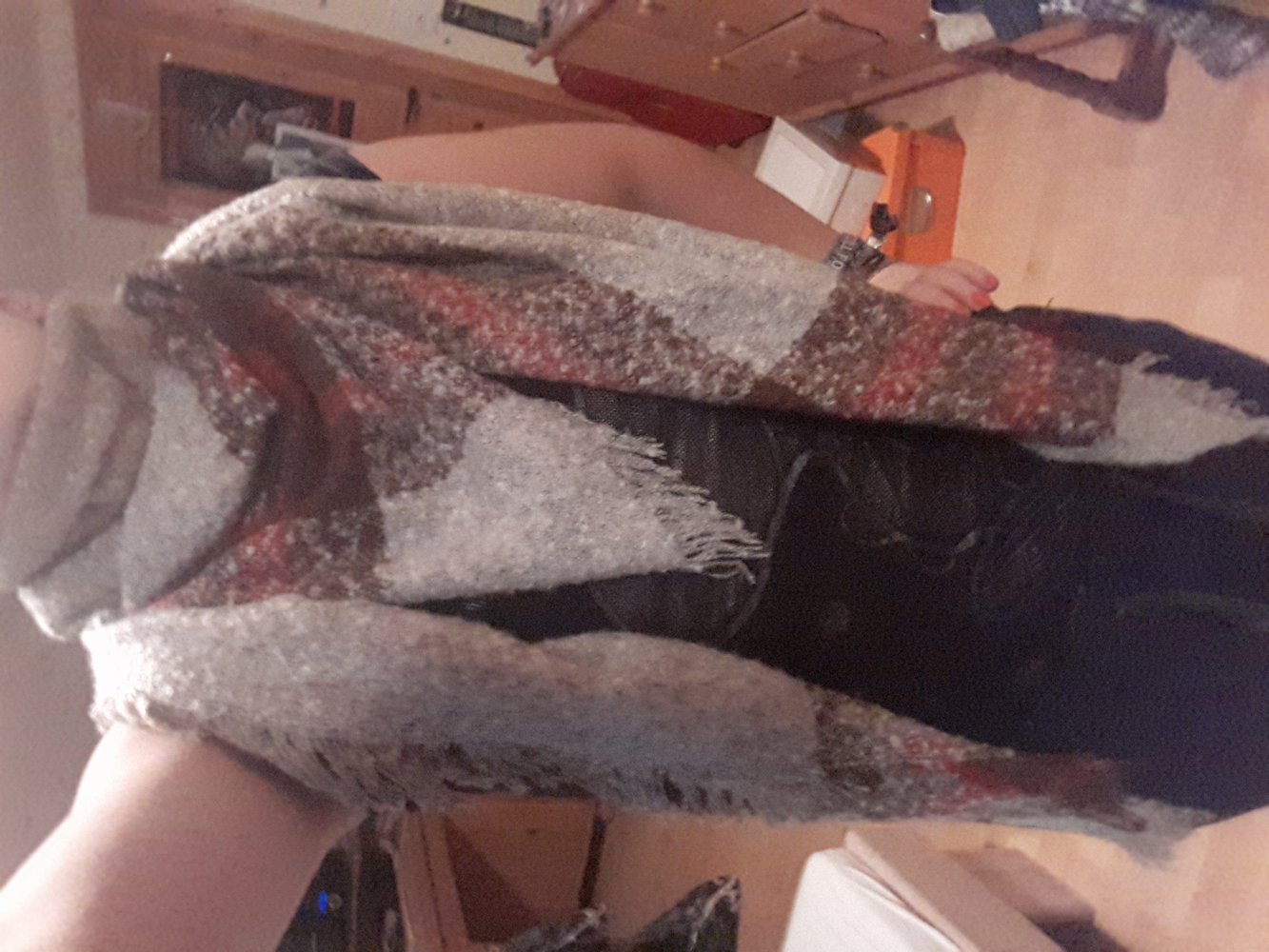 Tuch groß weich Fransen rot grau braun