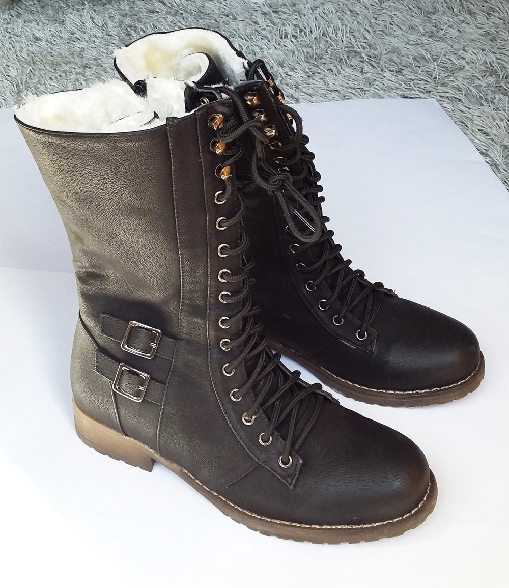 Winterstiefel TOP Zustand in Schwarz, Gr. 39, gefüttert