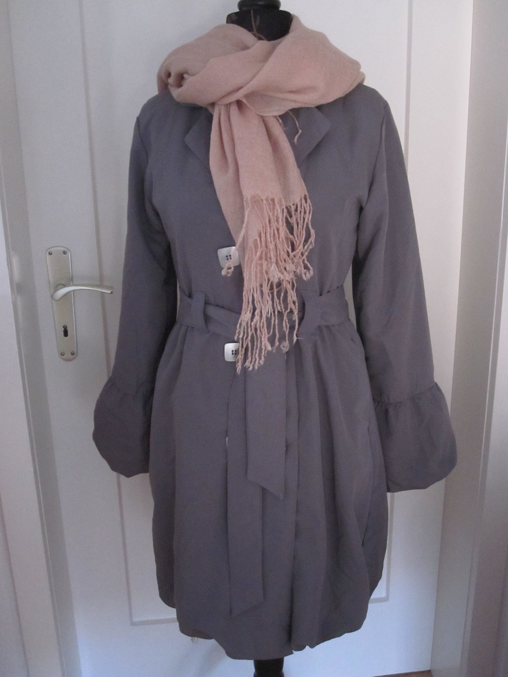 Leichter Mantel, Frühling, Trenchcoat, so noa, S 38, 3 Suisses, Ballonschnitt