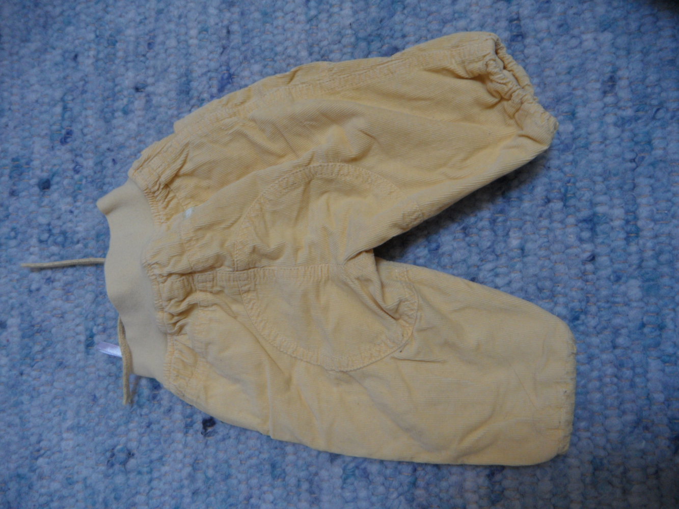 tolle H&M Hose Cord gefüttert