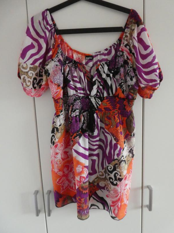 NEU - Madonna – Shirt, bunt