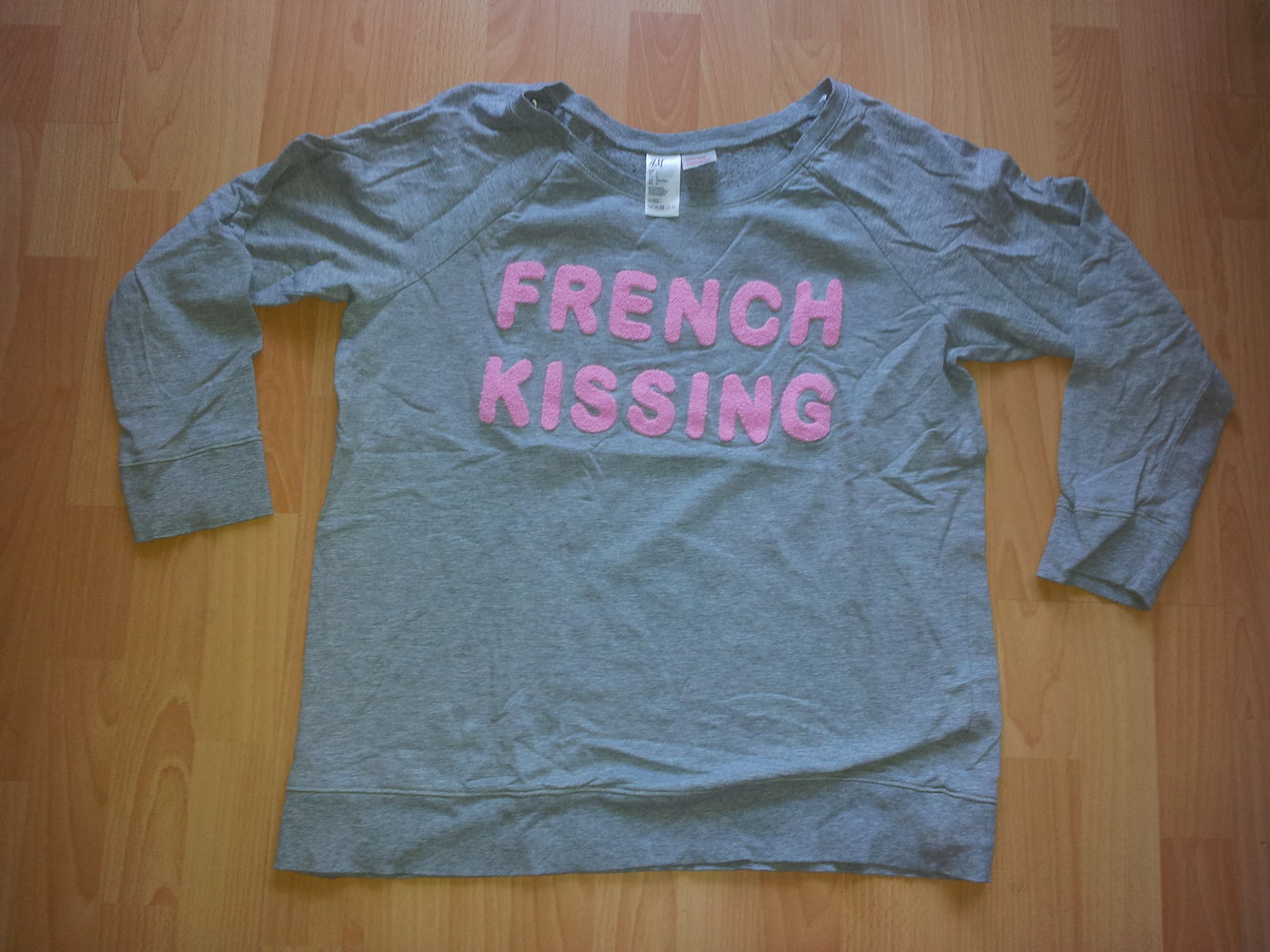 Pullover grau French Kissing rosa