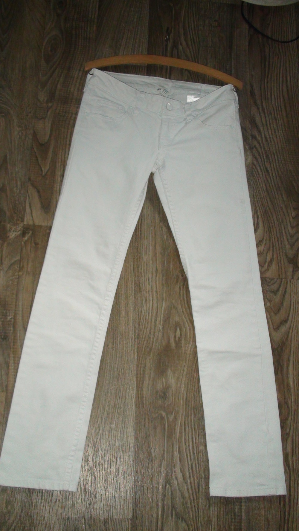 H&M Röhrenjeans Gr.158