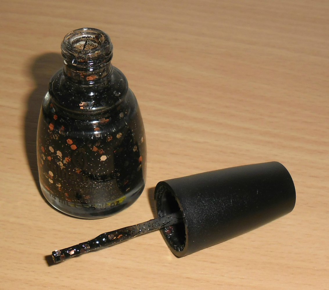 China Glaze Nagellack 1204 Get carried away *Cirque du Soleil: Worlds Away Collection*