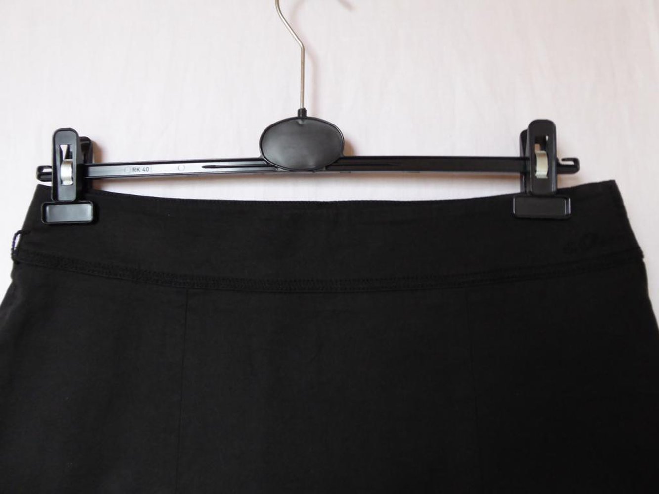 NEU: Schicker, schwarzer Falten-Rock von S.Oliver