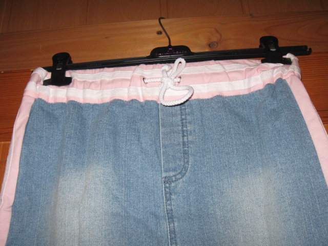 *** Neu ~ Jeans ~ Mini ***