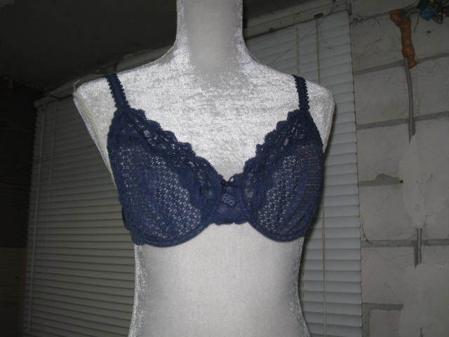 *** Hübscher Bügel BH ***