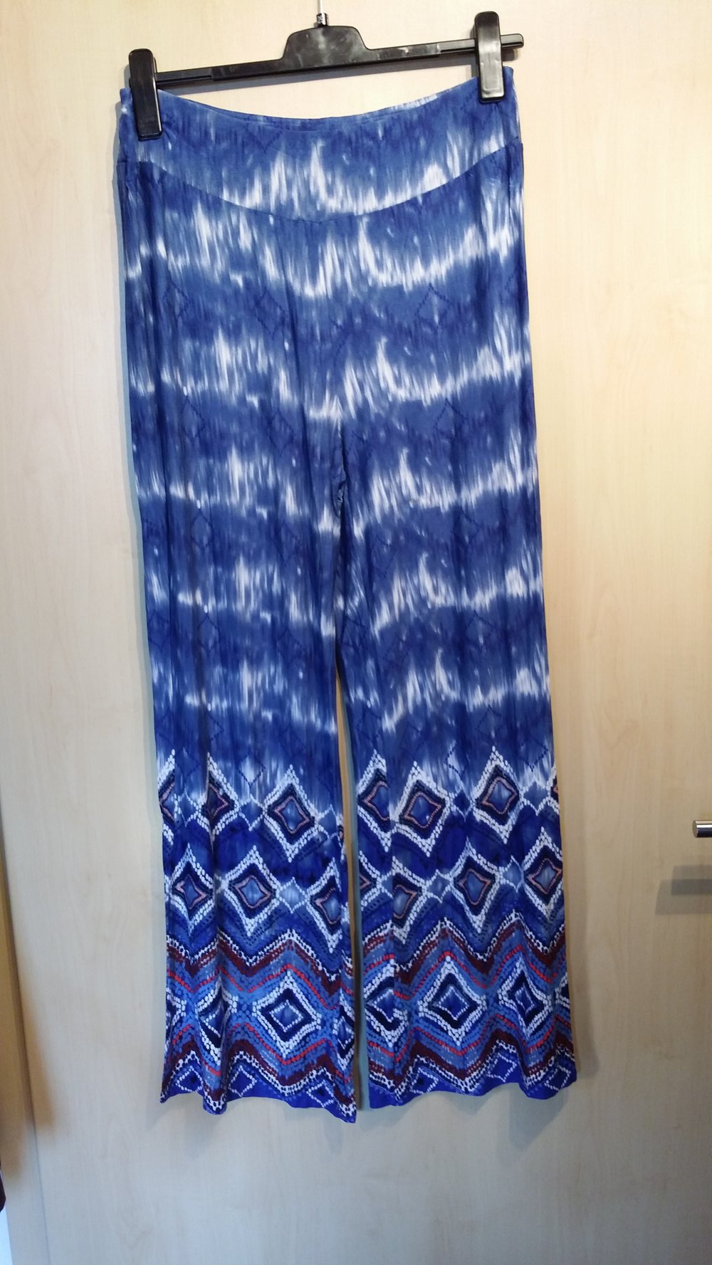 Freizeit-/Yogahose bunt von CATO -Amerik. Größe 14/16 - gebraucht