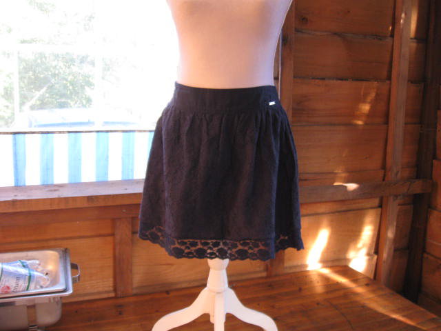 *** Toller Rock aus Spitze ***