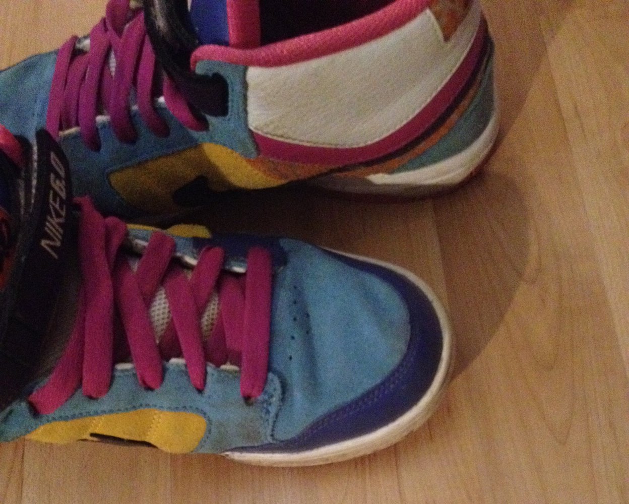 Nike 6.0 Mogan Mid Sneaker