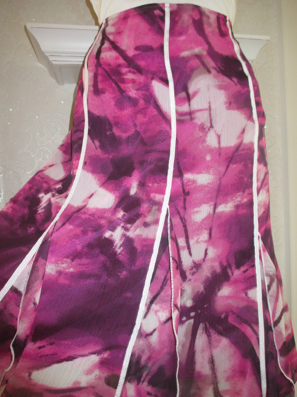 NEU * Seiden Chiffon * Crepe de Chinè * Zipfel * Rock im Batik- Style 