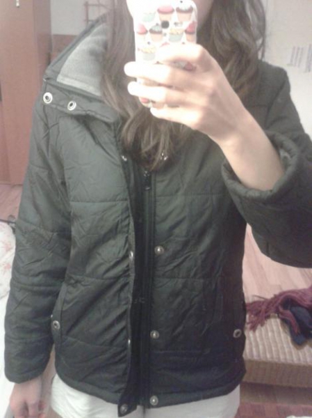 Schöne schwarze übergangsjacke