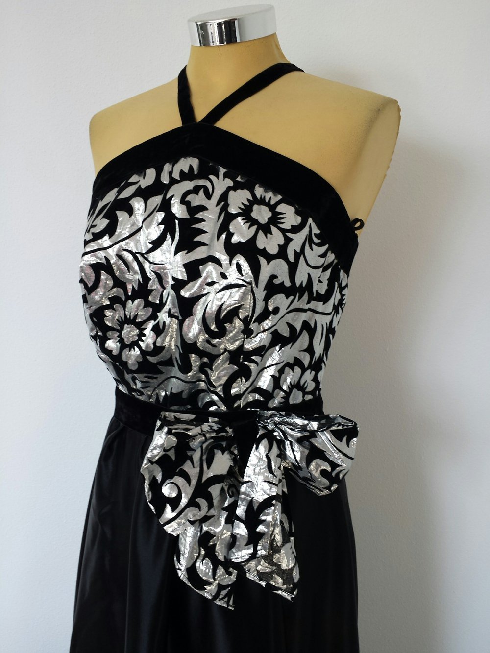 Abendkleid  elegant  schwarz/ Silber 