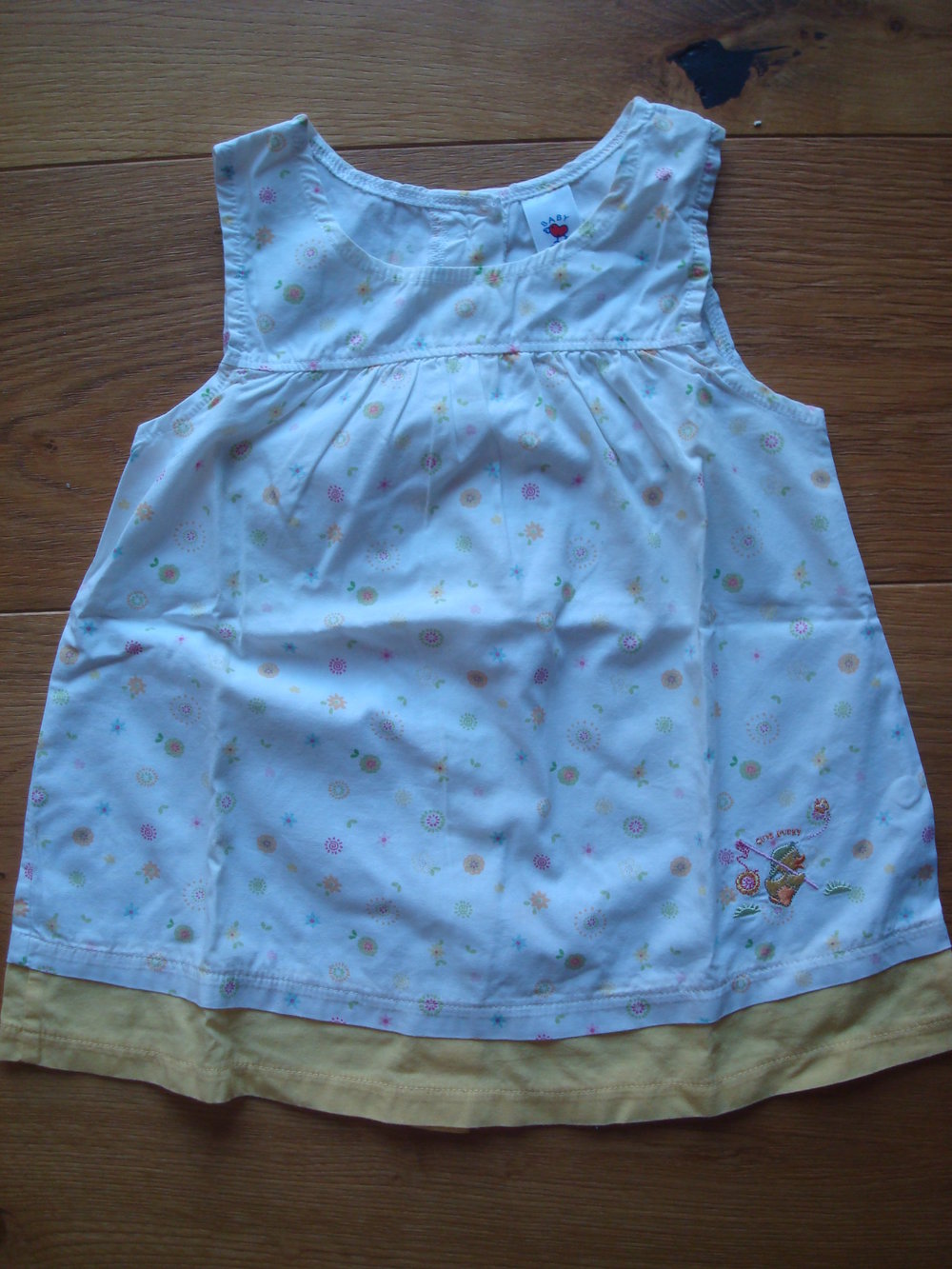süßes Sommerkleid mit Blumen Gr. 74