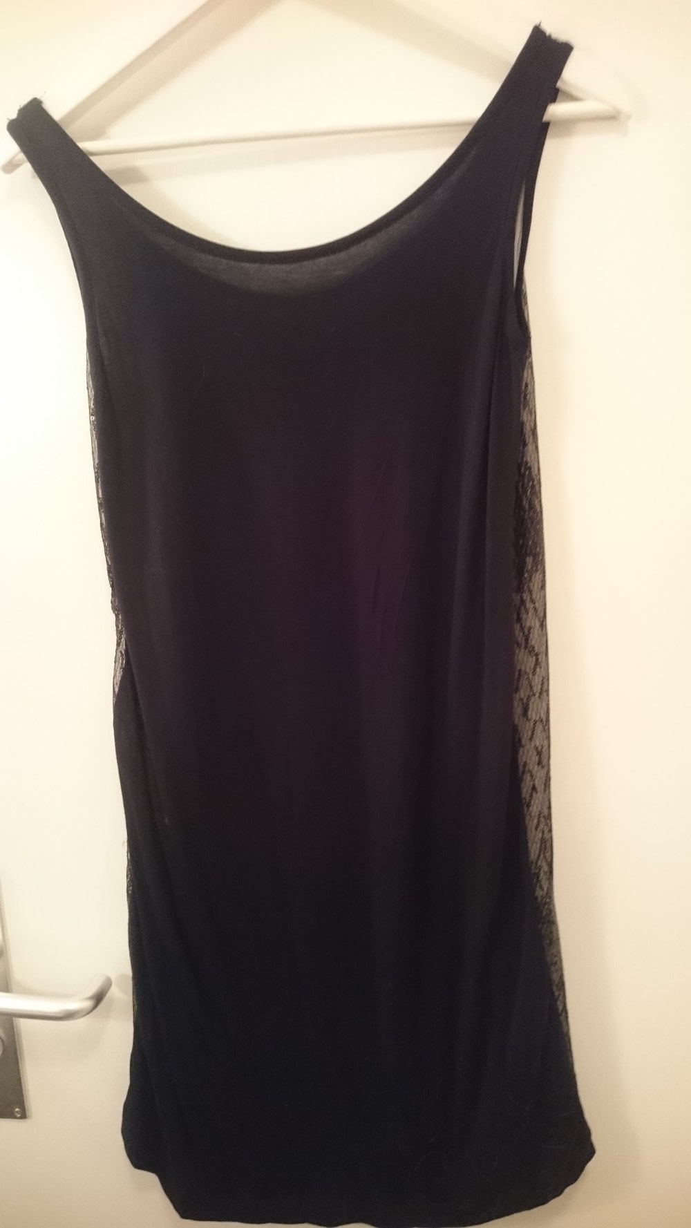 Schwarzes, paillettenbesetzes Longtop/Kleid