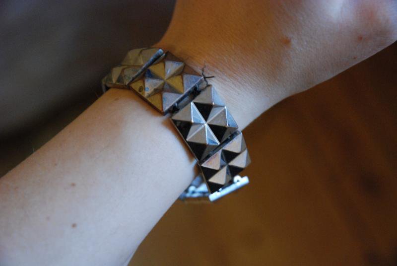 Nietenarmband #7