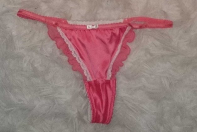 Wunderschönes Unterwäsche-Set mit Spitze & süßen Details