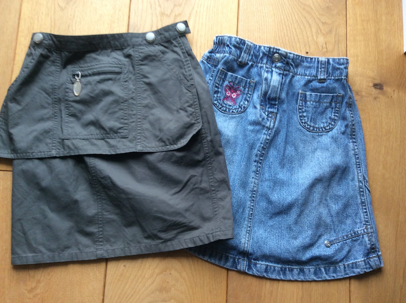 Zwei Halbröcke Gr.116/122