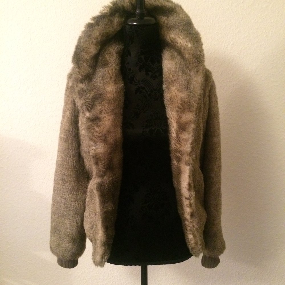 Kunstpelz-Jacke