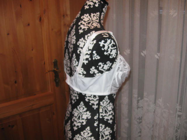 *** Eleganter BH mit Spitze ***