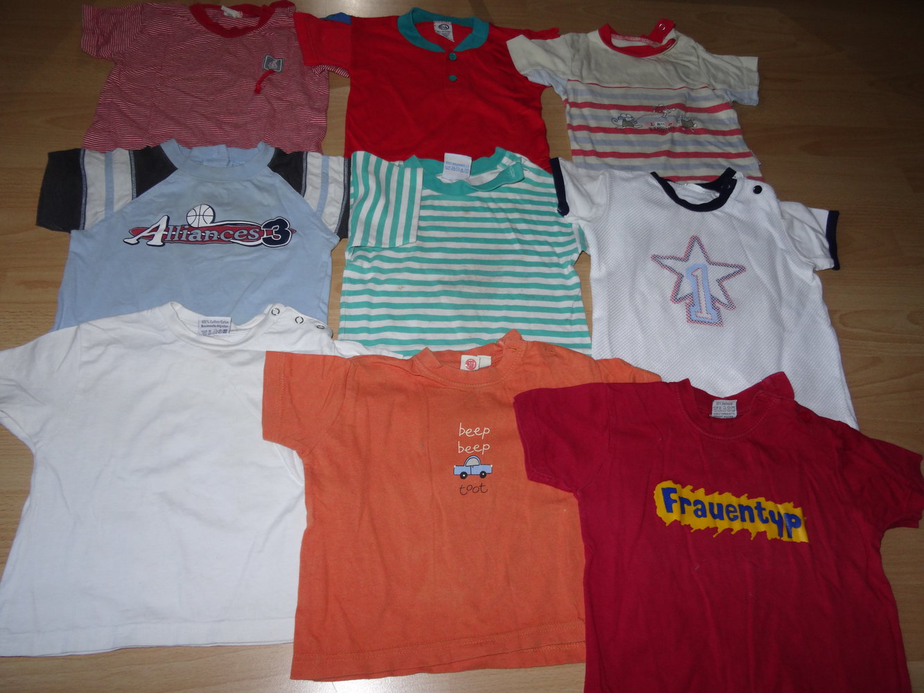 Freie Auswahl ! T-Shirts Gr. 74/80 Stückpreis !
