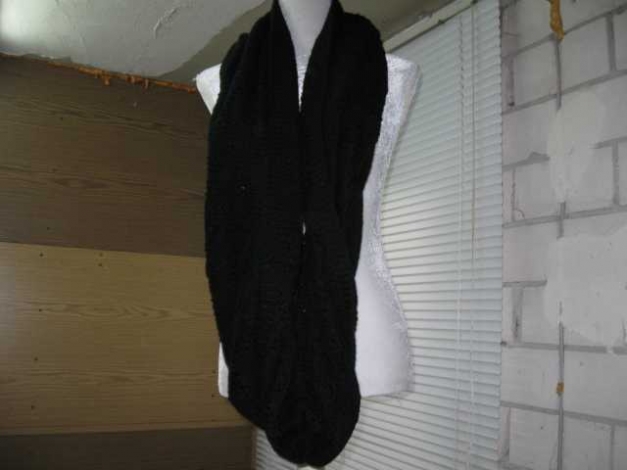 *** Schöner Strickschlauchschal ***