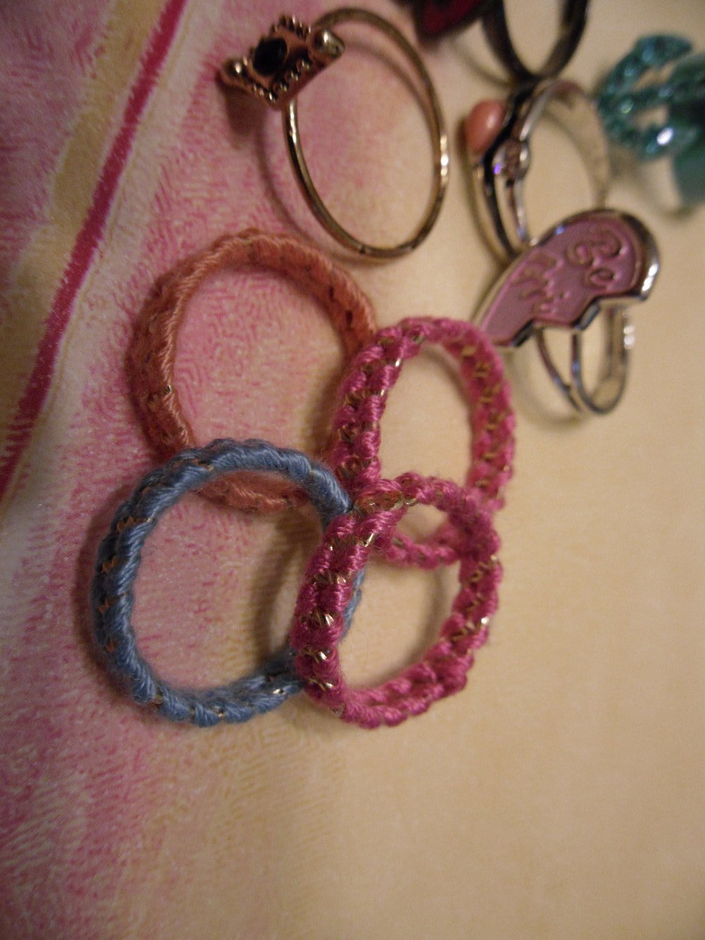 Verschiedene Modeschmuckringe