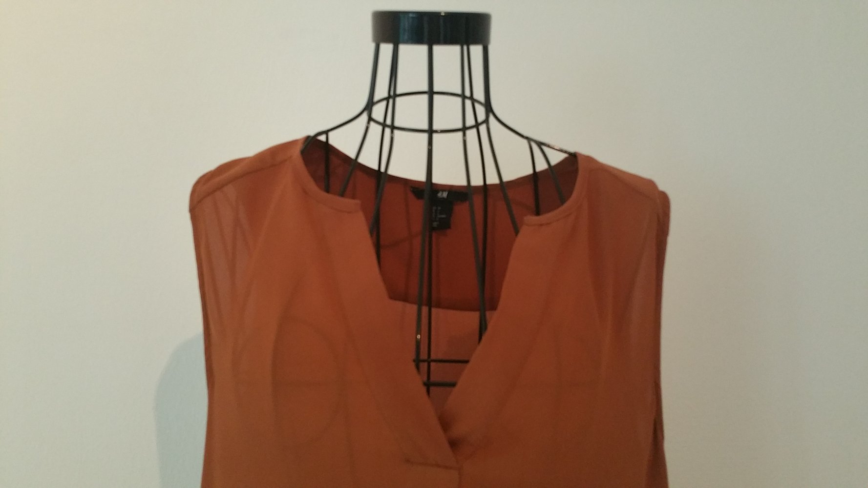 Long Bluse ohne Arme, rostbraun